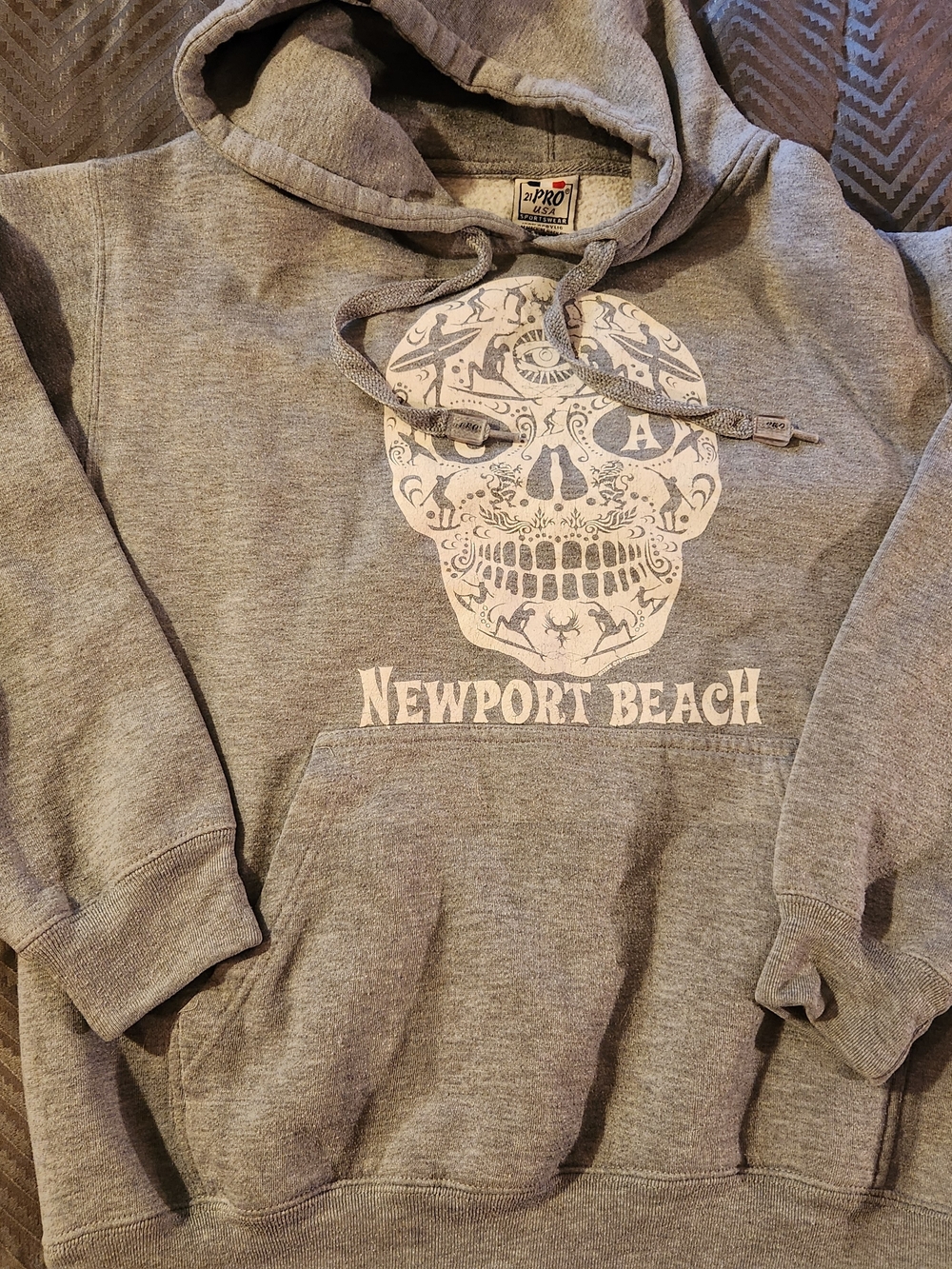Vintage Unbranded Gray Zip-Up Sweater with Newport Beach Skull Graphic